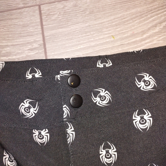 SHEEBEST shorts - Picture 3 of 6